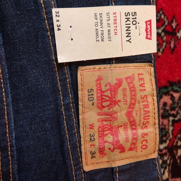 "LEVI'S " LEVI STRAUSS &CO.  510 SKINNY STRETCH        32 X 34 - Picture 2 of 6